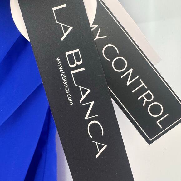 La Blanca Island Goddess Ruched One-Shoulder Swimsuit Ice Blue Size 14 NWT - Picture 11 of 13